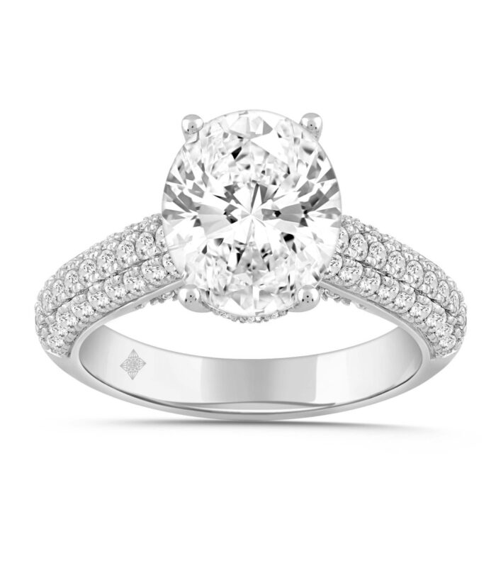 LADIES RING 3 3/4CT ROUND/OVAL DIAMOND 14K WHITE GOLD (CENTER STONE OVAL DIAMOND 3CT )
