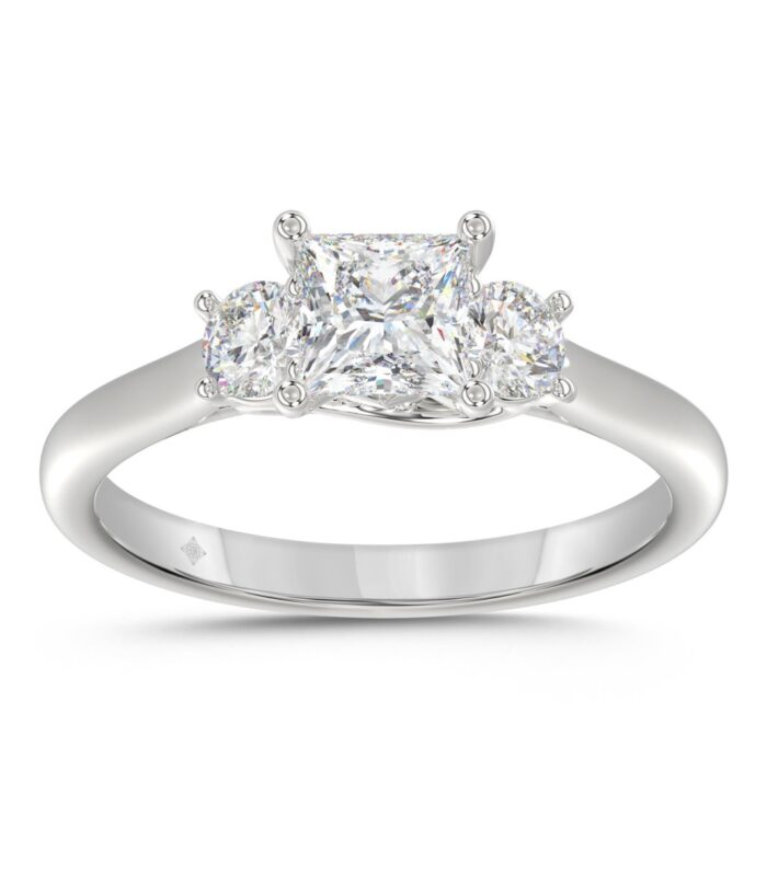 14K WHITE GOLD 1.00CT PRINCESS/ROUND DIAMOND LADIES RING (CENTER STONE PRINCESS DIAMOND 3/4CT)